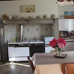 En Pierre بيت للعطل *